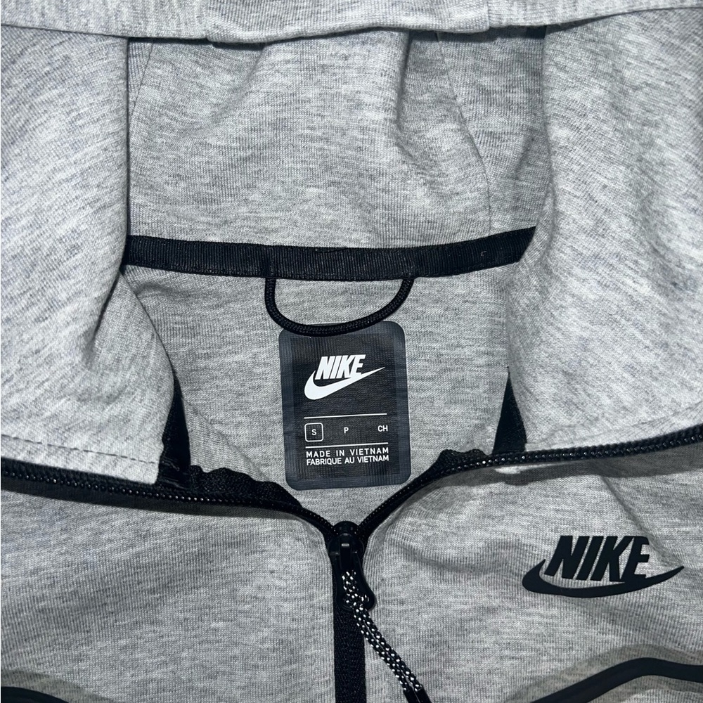 Nike Heather Gray Full-Zip Tech Fleece Hoodie